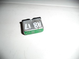 Audi A8 - Relais Thermosicherung RELAY / 443937105A 30A 12V ##17