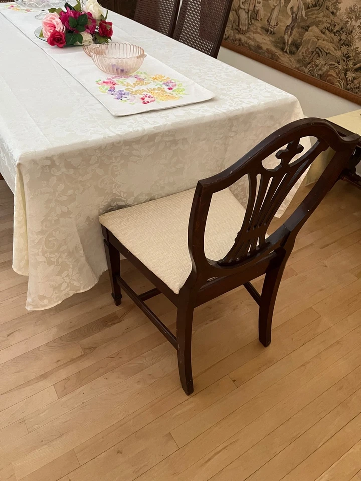 Dining table set 6 chairs used. Hepplewhite dining set with table. 18th-century - Image 2 of 3