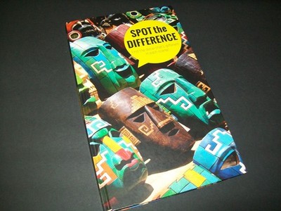 Spot the Difference French English Edition First Printing Picture Puzzle Book