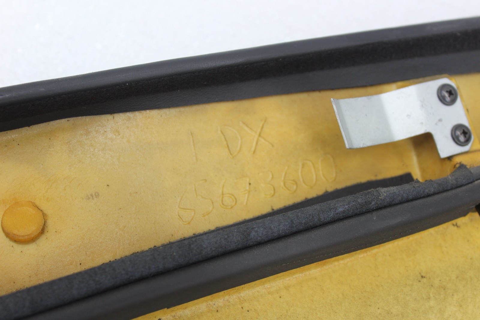99-01 FERRARI 456 M RIGHT PASSENGER SEAT ARMREST SIDE PANEL CUSHION