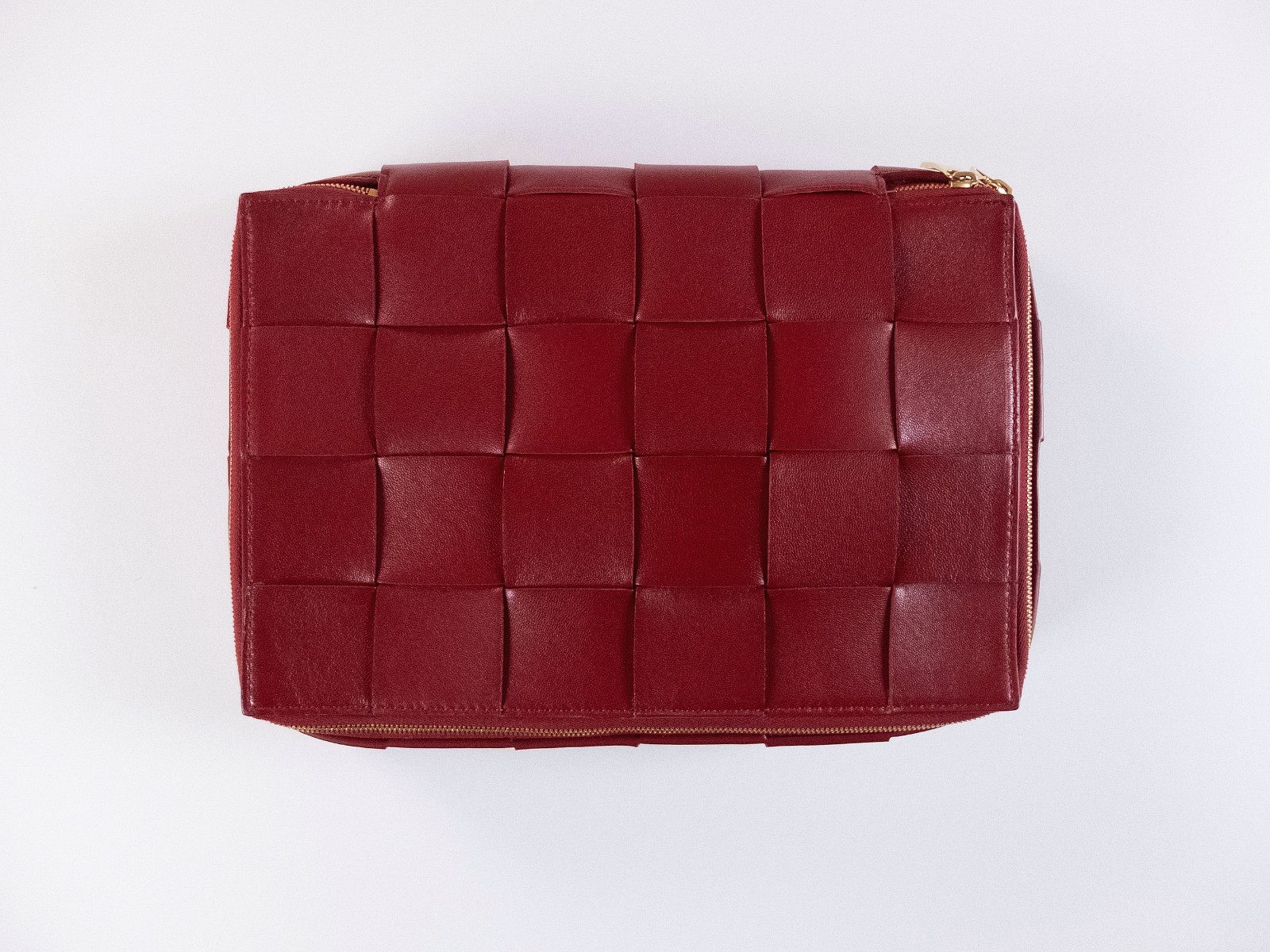 (NO CUSTOMS TAX) BOTTEGA VENETA red intrecciato leather organizer / clutch bag thumbnail 2