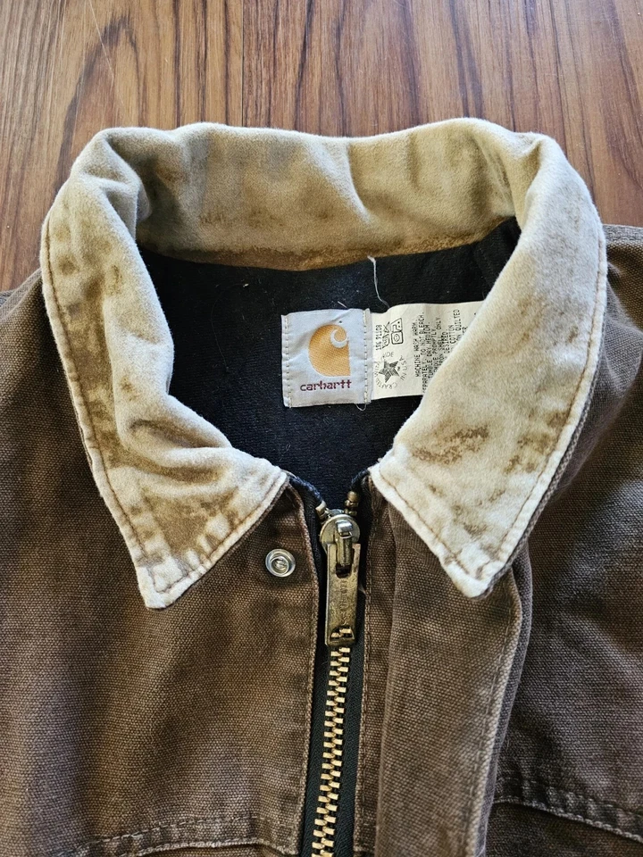 Abrigo de Colección Carhartt Granero Tareas: Hecho en EE. UU. - Marrón - 2XL XXL Edredón Forrado Cuello Foto 4 de 4