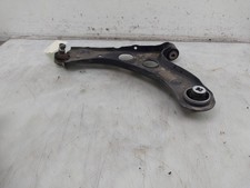 Triangle de suspension Peugeot 208