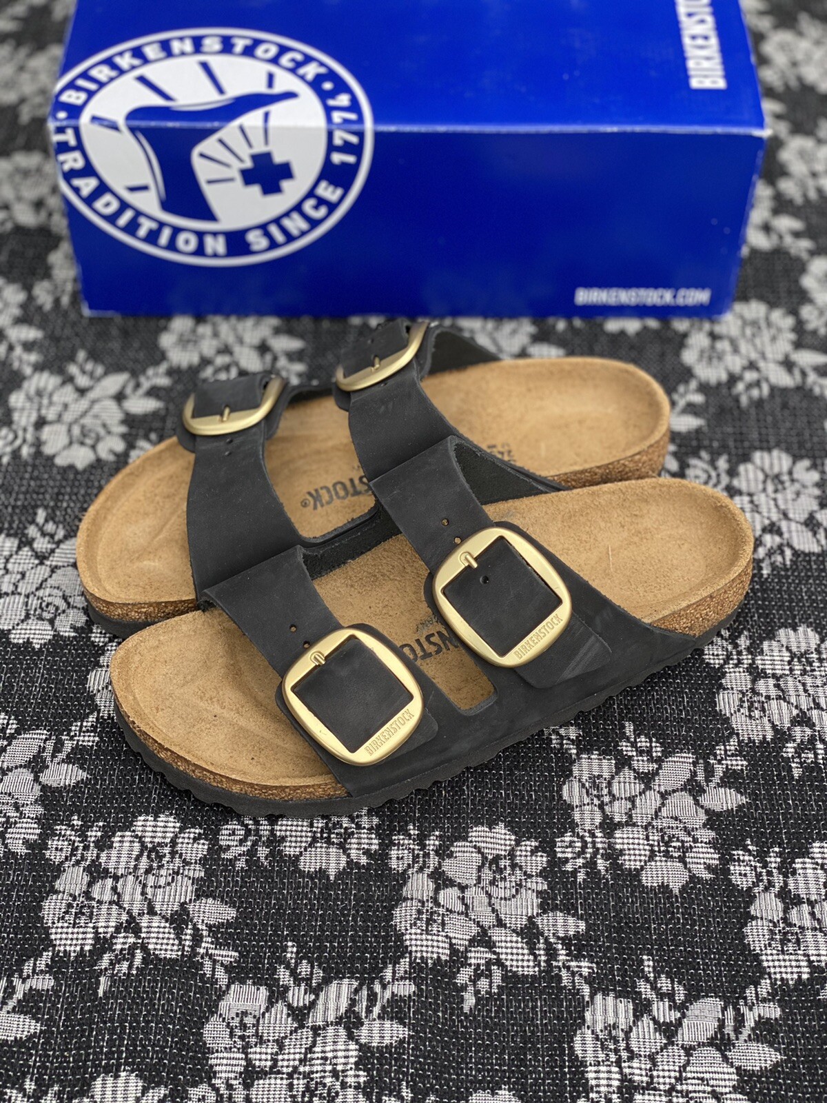 birkenstock arizona size 38