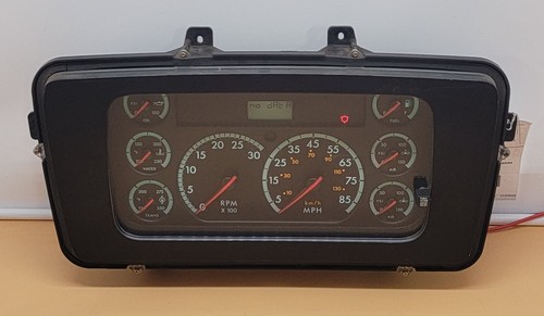 2004 STERLING L9500 USED INSTRUMENT CLUSTER P#A22-51965-002