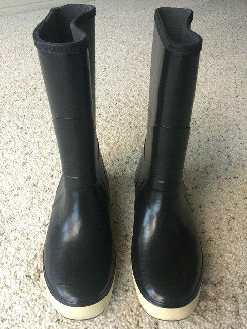 toms rubber boots