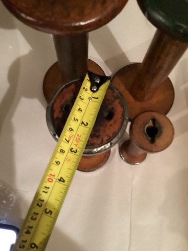 ANTIQUE WOOD YARN SPOOLS SET OF 4 PREVIOUS USE AS CANDLE HOLDER - Picture 5 of 9