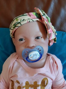 Superbe Bebe Reborn Full Silicone Sexue Fille Comme Neuve Trousseau Ebay