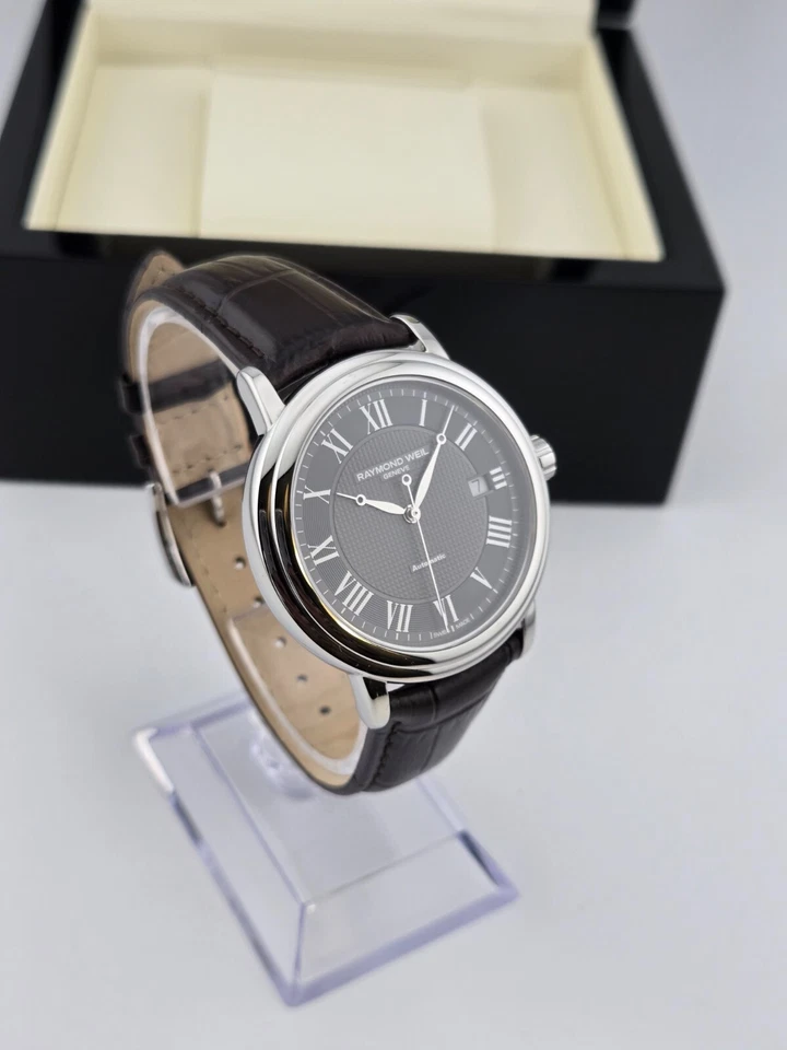 Raymond Weil Men’s Maestro Brown Leather Strap Watch 2837-STC-00609 ($1295 MSRP) - Image 4 of 4