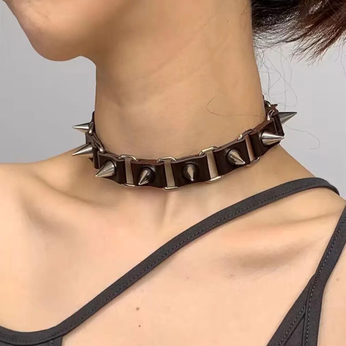Fashion Jewelry Black Leather Spikes Chain Gothic Choker Necklace