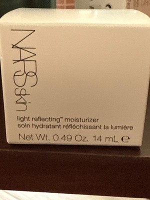 NARS Skin Light Reflecting Moisturizer 0.49 OZ