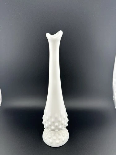 Vintage Fenton Milk Glass Hobnail Swung Bud Vase 9”  - Chipped On Bottom