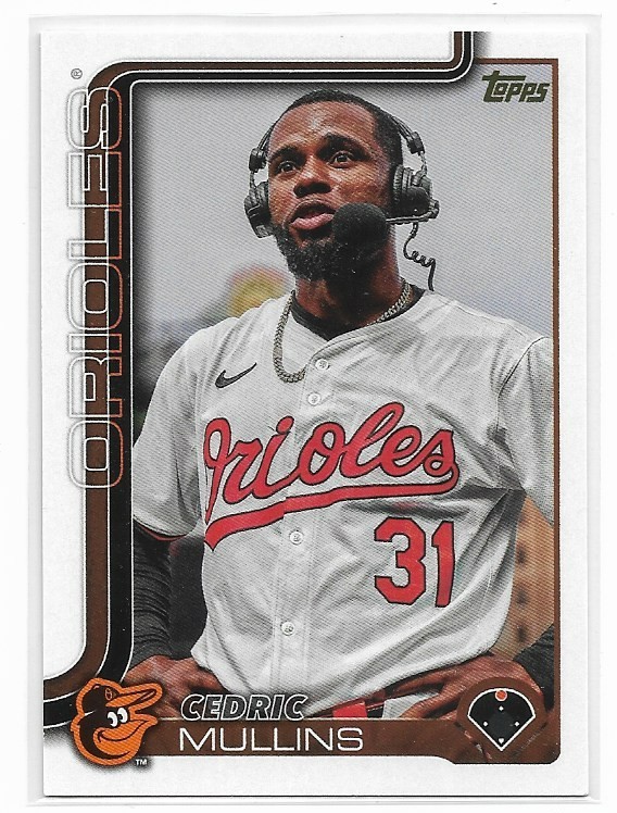 2025 Topps Series 1 Baseball Cedric Mullins Golden Mirror Parallel Card # 69 SSP