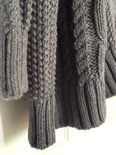 Cárdigan suéter para mujer QUINCE de gran tamaño tejido con cable gris carbón con botones talla S - Imagen 4 de 14