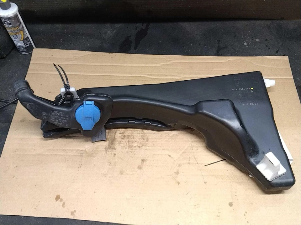 Used Washer Fluid Reservoir fits: 2022 Audi Q3  Grade A - Image 2 of 4