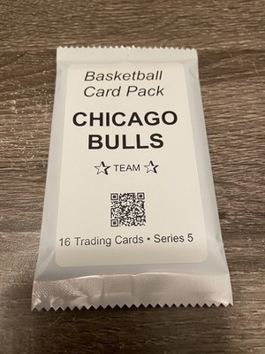 Chicago Bulls NBA Basketball Card Lot of 16 Team Fan 90's Pack s5