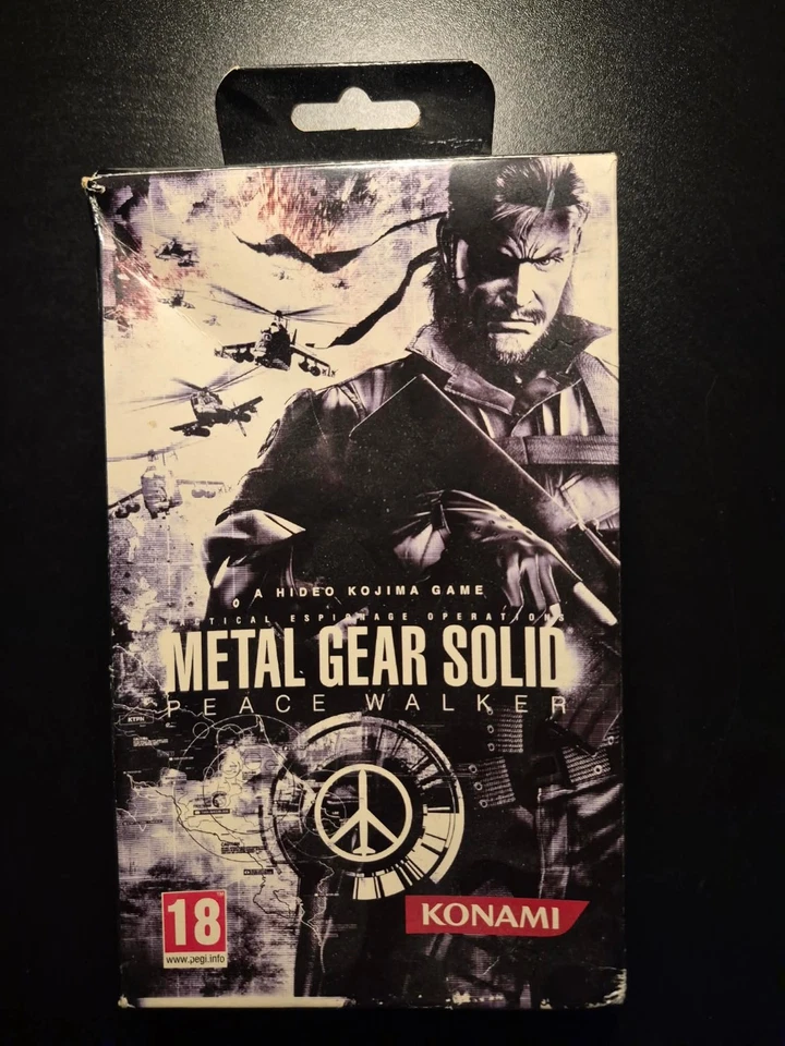 Metal Gear Solid Peace Walker - PSP Edition Limitée FR Manque Pochette - Photo 1/4