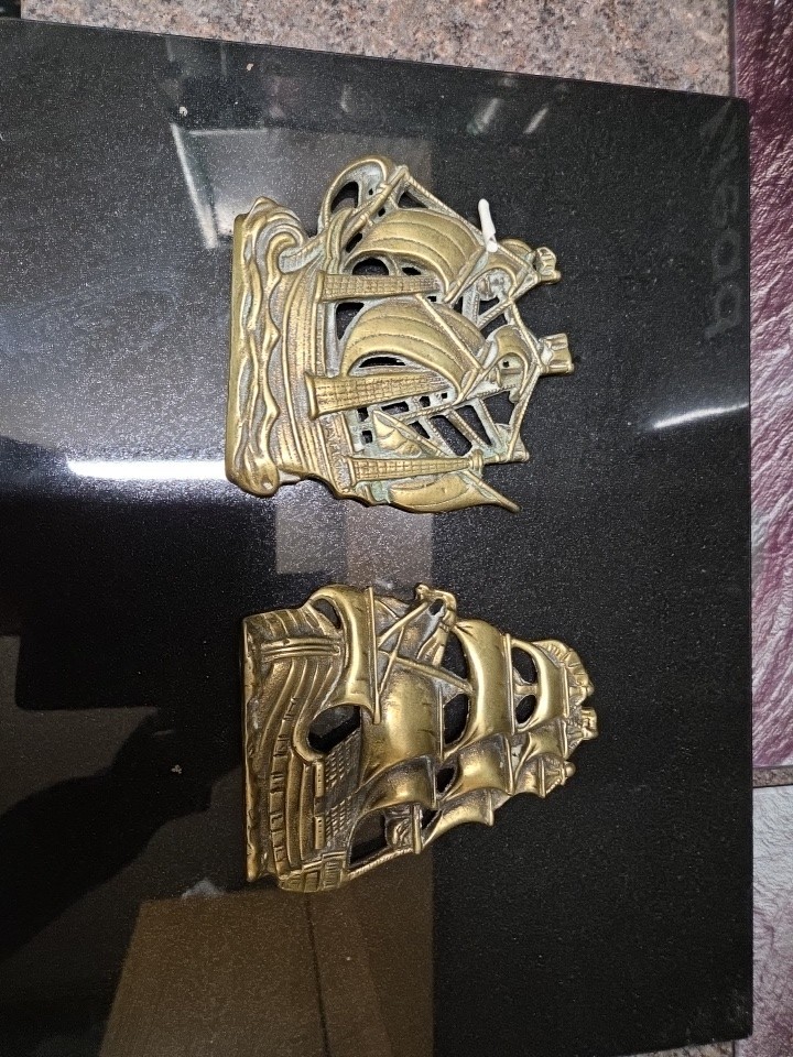 Picture 2 of 11
