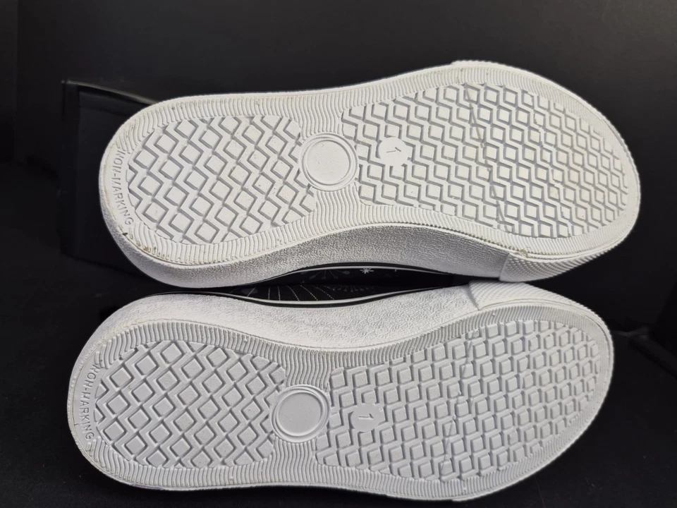 PESADILLA ANTES DE NAVIDAD TOPS ALTOS 1 AÑO O 3 AÑOS ¡NUEVO EN CAJA! ADORABLE DISNEY! Foto 4 de 4