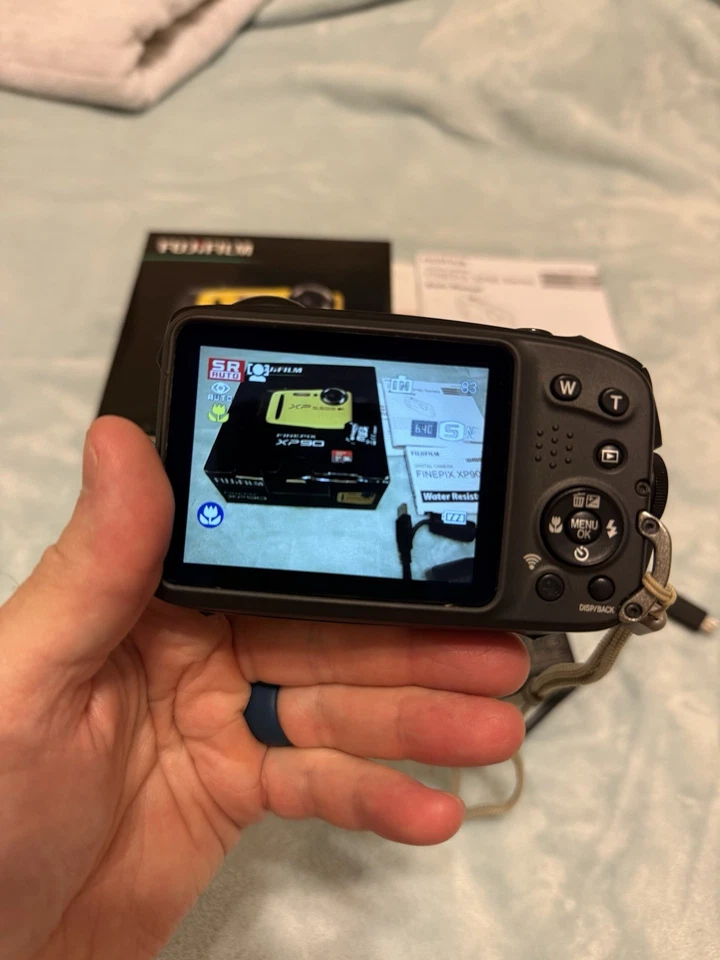 Fujifilm FinePix XP90 Digital Camera Waterproof Yellow Tested With Box & SD Card - Image 3 of 4