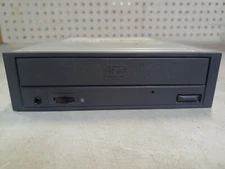 HL Data Storage CD-R/RW Internal Disc Drive GCE-8400B Black VINTAGE 2002- TESTED