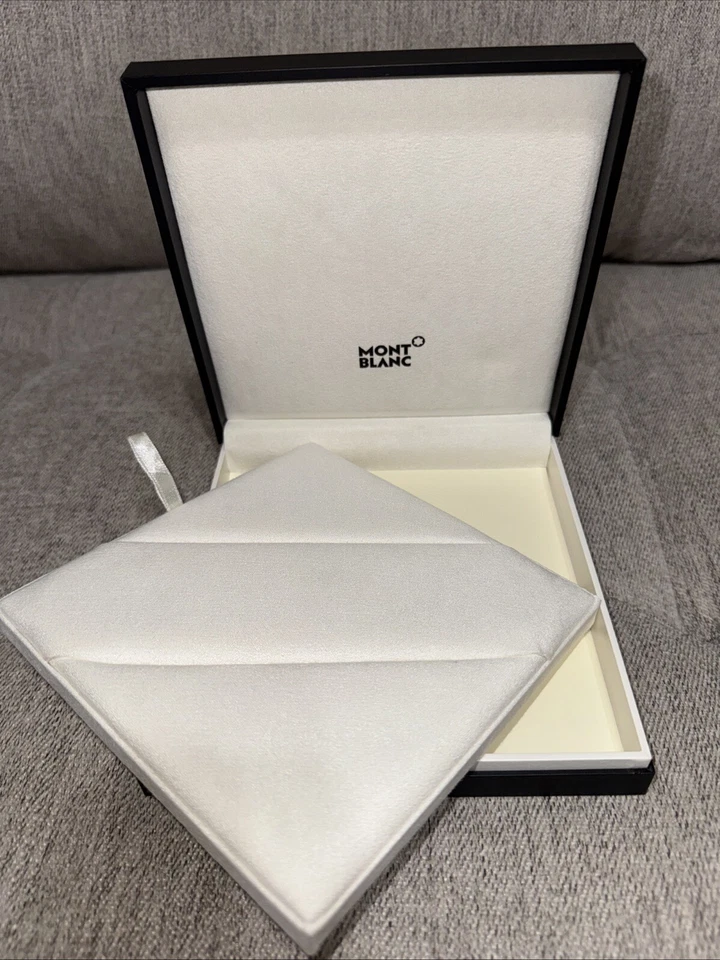 Caneta-tinteiro Montblanc Heritage Rouge et Noir caixa vazia - Imagem 3 de 4