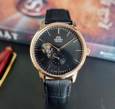 Orient RA-AR0103B30B Moderne Semi-Skelett Automatik Schwarz Leder Uhr