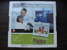 ZIGA PHOTO DIGITAL PICTURE FRAME 7 INCH with BLACK  WHITE FACEPLATES NEW IN BOX