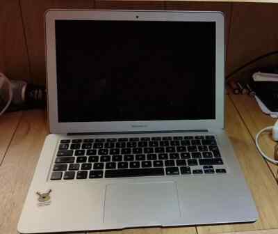 macbook air 2017 13 inch i5