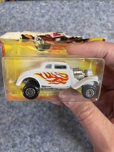 Matchbox Lesney Superfast SF69 Willys Street Rod- white body, loose - Picture 2 of 3