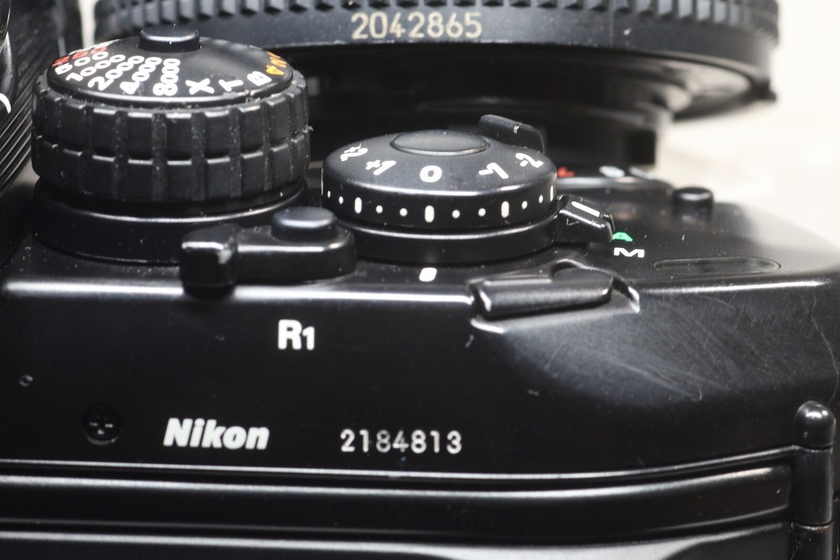 Nikon F4S DP-20 MB-21 35mm SLR Film Camera + AF Nikkor 80-200mm F