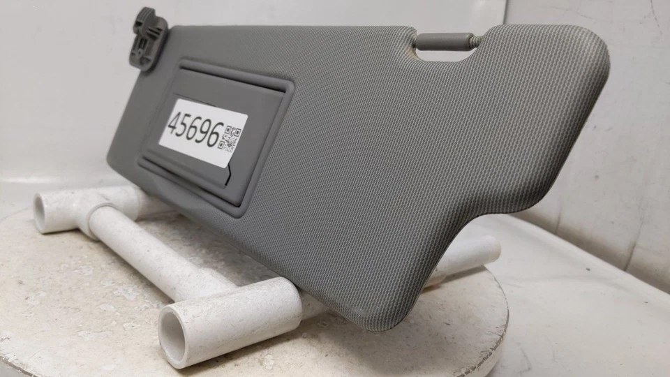 2004-2008 Chevrolet Optra Driver Left Sun Visor Sunvisor Gray JNLA3 - Image 4 of 4