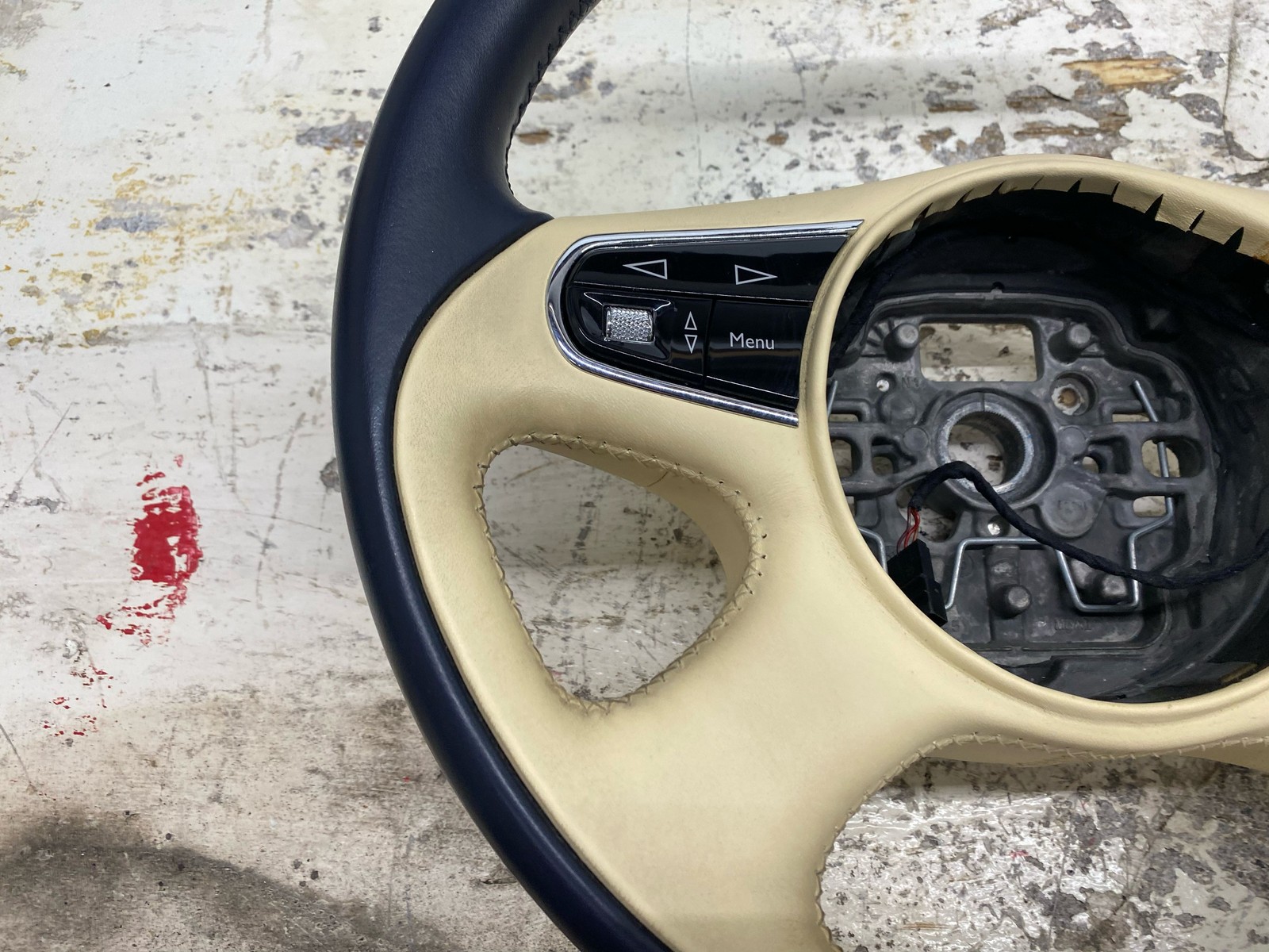 2010-2020 BENTLEY MULSANNE OEM FRONT LEFT DRIVER STEEIRNG WHEEL BLUE *WEAR