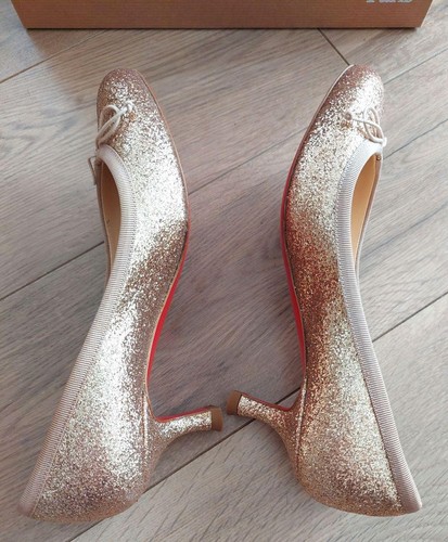 Zapatos de salón Christian Louboutin cinta de tacón beige brillante EU34.5/US4.5 95684c - Imagen 4 de 24