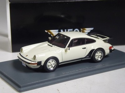 (KI-05-41) Neo Scale Models 43257 Porsche 911 Turbo USA white in 1:43 in OVP