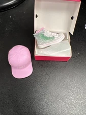 Zuru Mini Brands Sneakers Skechers Twinkle Toes Shoes Pink Hat