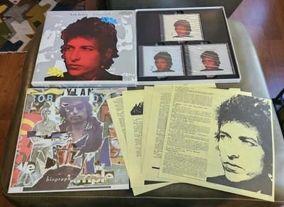 Bob Dylan Biograph  3 CD BOX SET & Booklet Complete W/ Lyric Sheets Mint