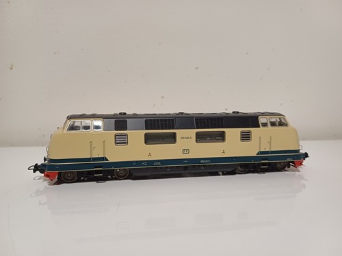 PIKO H0 EXPERT 97731 - Locomotora diésel V220 de Ferrocarriles del Podan | Condition: Usato