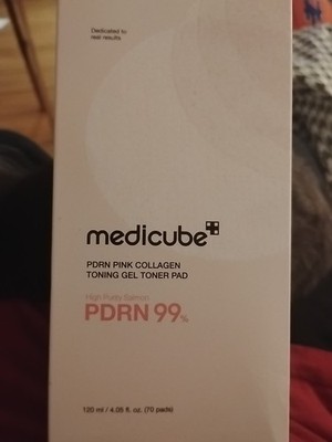 Medicube Pdrn Pink Collagen Toning Gel Toner Pads 70 Pads PDRN 99 % high Purity 