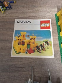 Vintage Lego Castle Set 375 Yellow Castle complete in original box 1978 RARE!