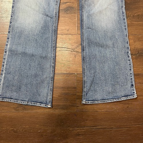 Silver Jeans Women 31x31 Blue Be Low Rise Flare Boot Cut Medium Wash Indigo NWT - Picture 8 of 13