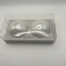 snow ball salt and pepper shakers New 