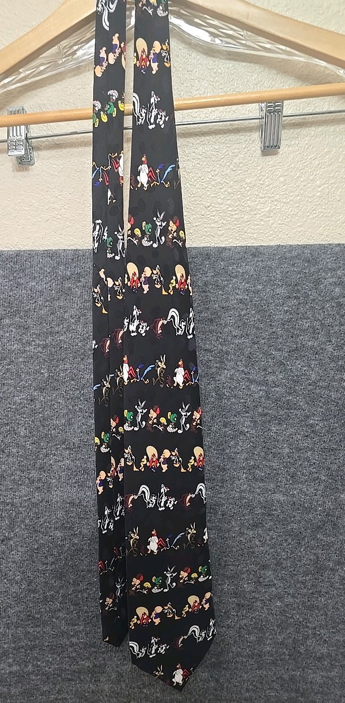 Men's Neck Tie VTG Looney Tunes Mania Bugs Bunny Daffy Duck Sylvester 100% Silk