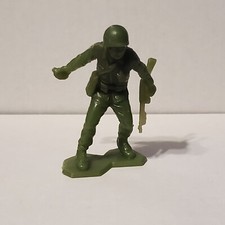 1963 Louis Marx WW2 World War 2 II Green American USA Toy Soldier 60MM Figure
