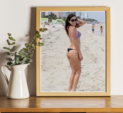 Claudia Romani: 10''x8'' professionelles Foto