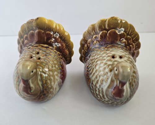 Turkey Salt and Pepper Shakers By Better Homes & Gardens Stoneware Thanksgiving - Picture 8 of 18