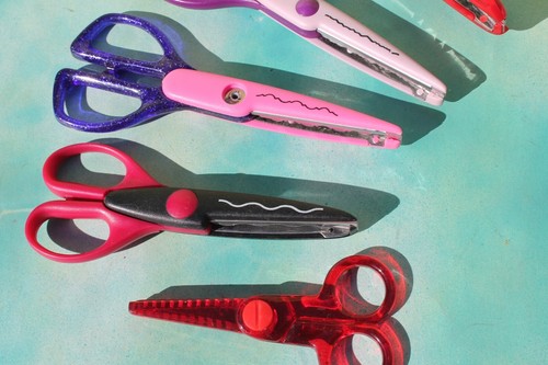 Dekorative Kantenschere, Basteln Scrapbooking, 4er Set + KOSTENLOSER VERSAND! - Bild 2 von 9