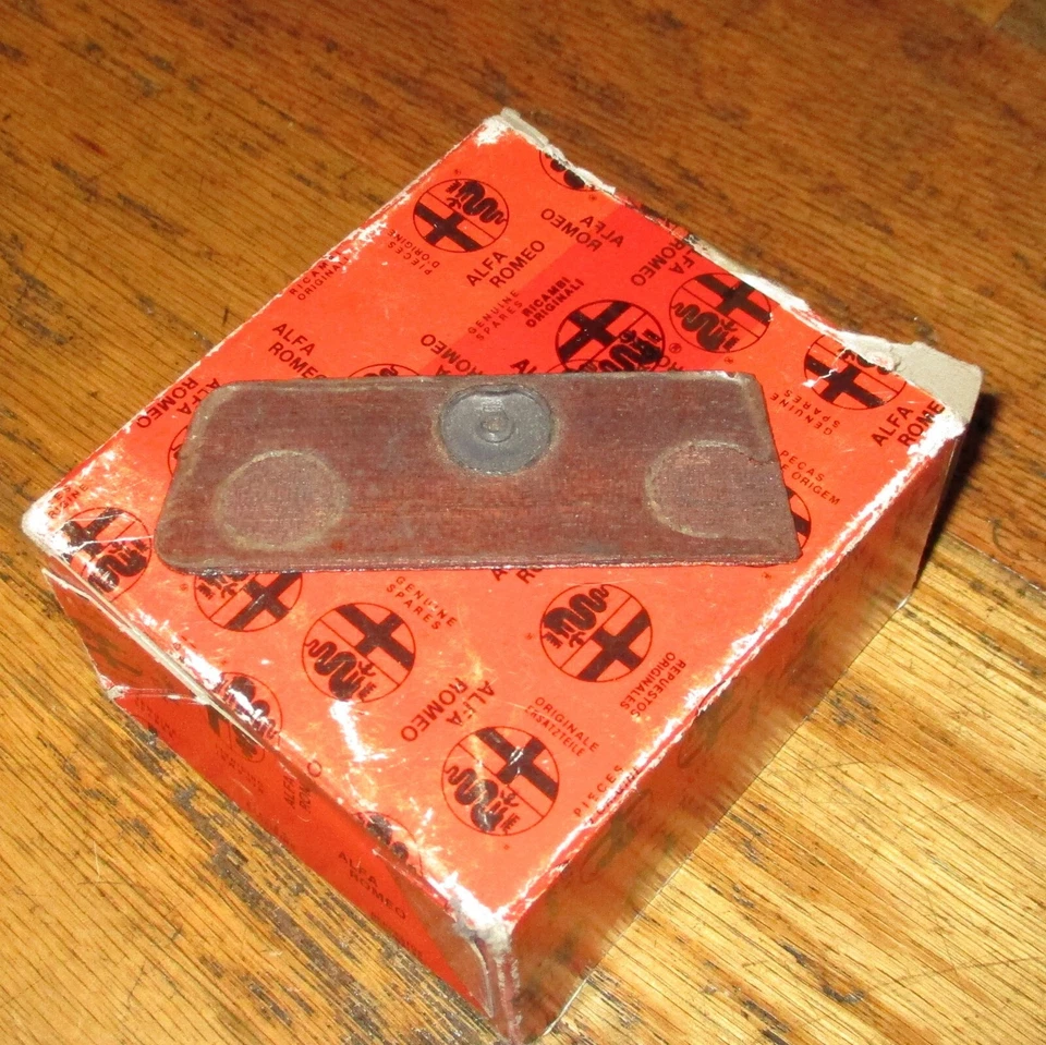 Alfa Romeo Berlina 2000, tablero original sección madera (L) 1972-1976, restauración antigua Foto 2 de 4