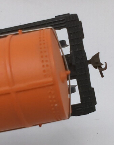 Bachmann HO Scale Shell One Dome Tanker #1754 - Picture 9 of 10