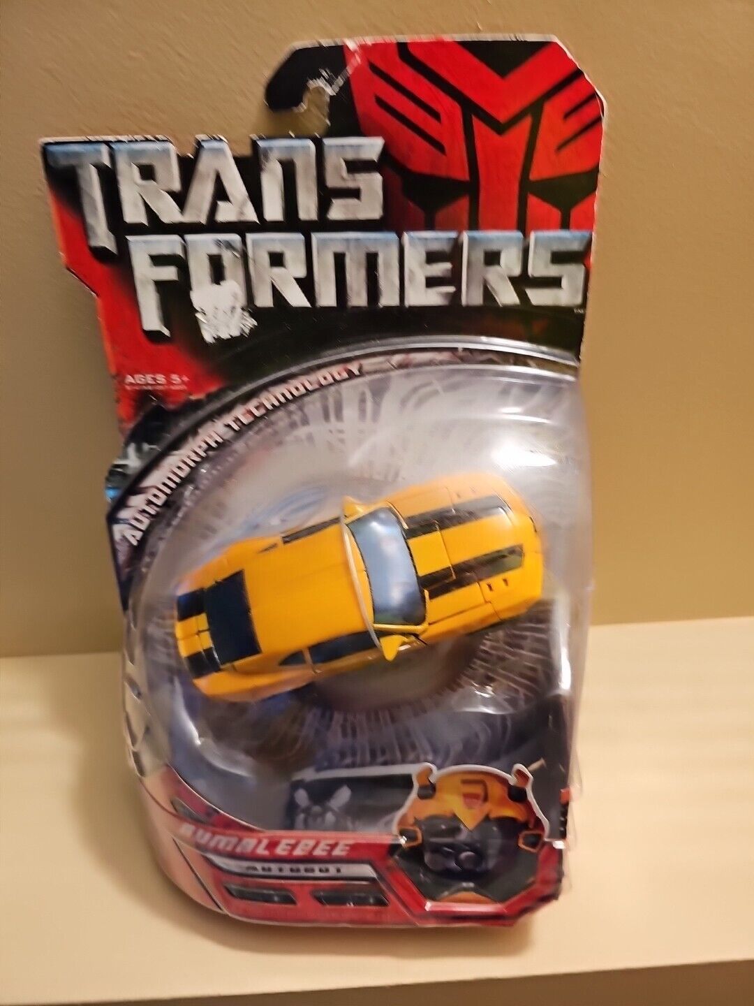 Hasbro Transformers Movie Deluxe Bumblebee 08 Camaro Action Figure DAMAGED BOX